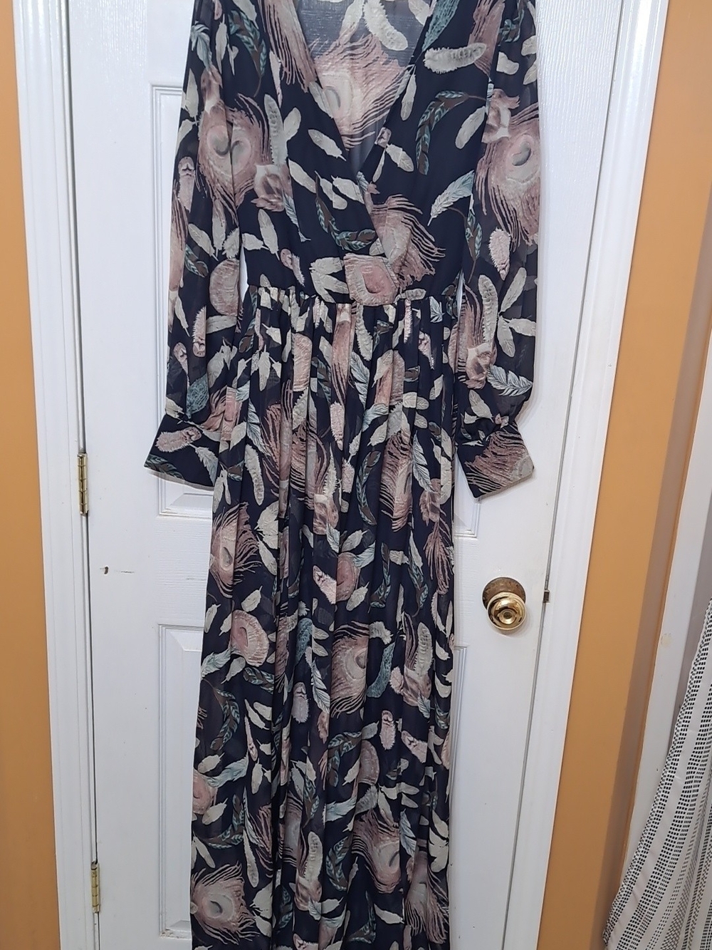 Fashion Nova Navt Maxi Dress with Blush and Sage Feather Print